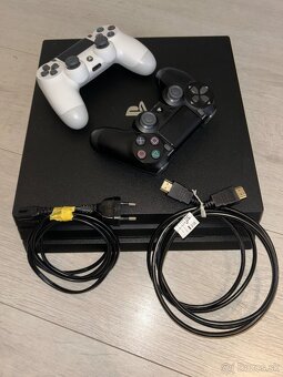 PlayStation 4 Pro 1 TB - 2
