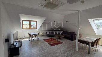 ZARIADENÝ VEĽKOMETRÁŽNY 2 IZBOVÝ BYT V CENTRE MESTA,... - 2