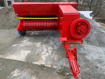 BALIKOVAC LIS NEW HOLLAND - 2