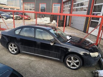 Subaru Legacy 3.0 benzín 2003 - 2