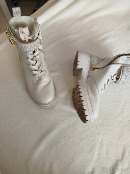 Kožené topánky značky Michael Kors - 2