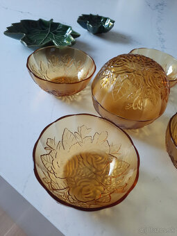 ""MEDOVÉ MISKY""" - 2