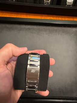 Hodinky Casio EDIFICE Model:EQB-501 - 2