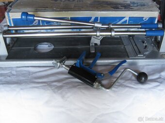 Rezačka na obkladačky - 2