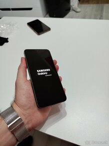 Vymením / Predám Samsung S24 - 2