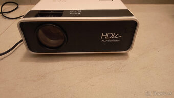 Predám projektor AUN D60S 720P HD Smart LED Projector - 2