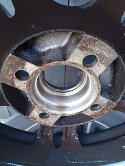 Elektróny 4x100 R15 - 2