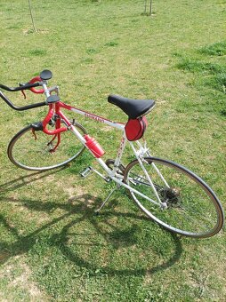 Cestný bicykel - 2