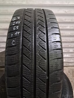 Goodyear celoročné 215/65/R15 C - 2