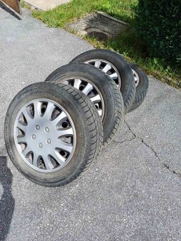 Zimné pneumatiky 205/60 R16 Barum Polaris 2 + plechové disky - 2