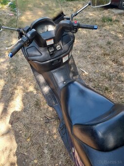 Suzuki burgman an 250 - 2