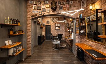 Hľadáme barbera / Barber wanted - 2