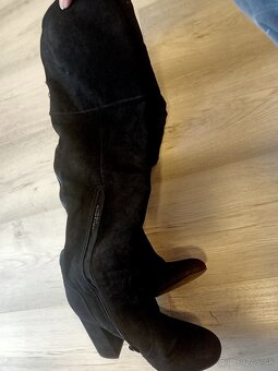 Dámske čierne semišové čižmy - 2