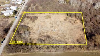 Veľkorysý pozemok pre rodinné domy - Veľké Kapušany - Predaj - 2