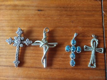 strieborne privesky s pravymi polodrahokamami - 2