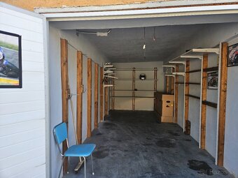 Garaž volna od aprila 2026 - 2