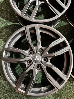 R17 Originál Alu Mitsubishi Outlander / Eclipse - ET 38 - 2