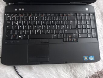 rozpredám funkčný notebook Dell latitude e5530 - 2