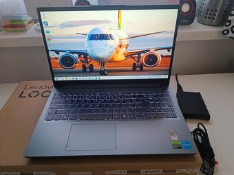 Lenovo LOQ 15 IAX9E-83LK - 2