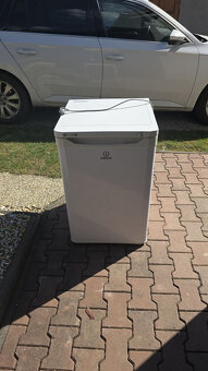 Mraziak mraznička šuplíková Indesit A+ - 2