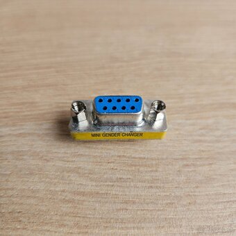 LACNO: Redukcia RS-232 samica - 2