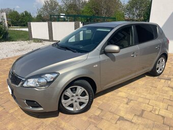 Kia Ceed, 1.6 CRDI, Diesel, 2011, Hneda metaliza - 2