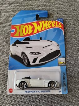 Hot Wheels autíčka - športiaky 2/2 - 2