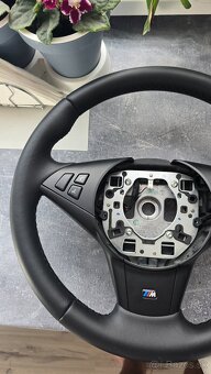 VOLANT BMW E60 E61 E60M E61M E63 E63M M5 BMW M6 packet - 2