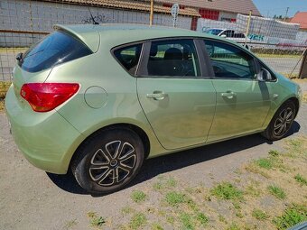 Opel Astra 1.7 CDTi, 81 kw, M6, 2011 - 2