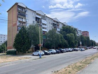 3 izbový byt v žiadanej lokalite Komenského 2222 v Trebišove - 2