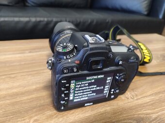 Nikon D7100 s objektívom Tamron 17-55mm F/2.8 + ďalšie - 2