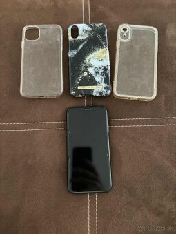 Predám iPhone XR 64GB - 2
