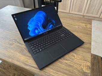 Asus Vivobook GO/Notebook/4GB RAM DDR5/128GB NvMe SSD - 2