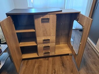 Komoda - 2