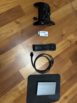 Predam Wii s vela prislusenstvom - 2