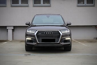Audi Q7 E-TRON 3.0 TDI Plug-in Hybrid - 2