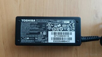 TOSHIBA Satellite nabijacka - 2