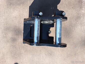 Predám rýchloupínač na minibager - 2