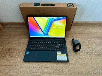 Asus Vivobook 15, Intel Core i3-1315U, 512 GB SSD - 2