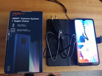 moto e7 plus - 2