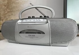 FM/AM STEREO RADIO CASSETTE-CORDER SONY CFS-E2 - 2