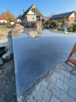 Priemyselné podlahy, metličková úprava betónu - 2