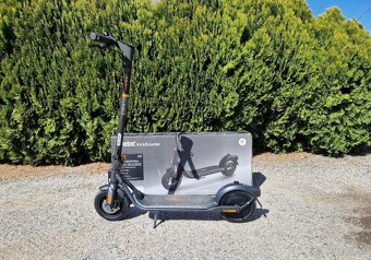 Ninebot KickScooter F2 Pr - 2