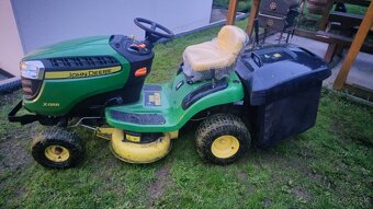 Traktorová kosačka Johndeere X135R - 2