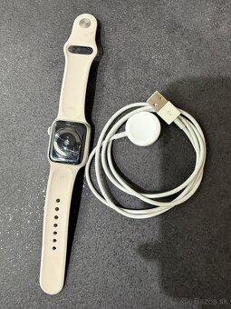 Predám hodinky Apple Watch Series 4 - 2