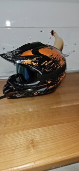 Predám Prilbu Helmet veľkosť M - 2