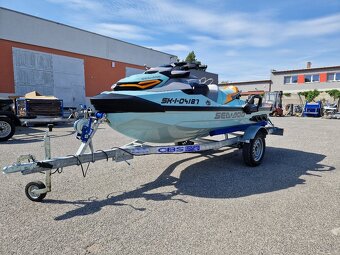 Sea-Doo Wake PRO 230 s vozíkom - 2