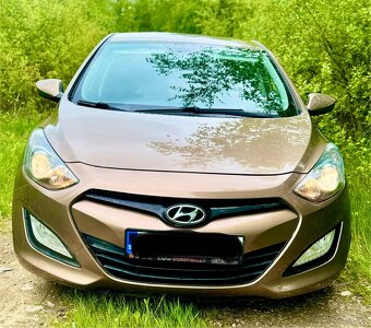 Hyundai i30 1.6 CRDi - 2
