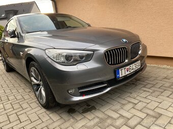 BMW 530d GT (F07) - 180 kW, r. 2013, bohatá výbava, - 2