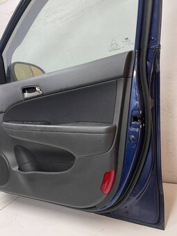 Hyundai i30 I 2007- pravé predné dvere - 2